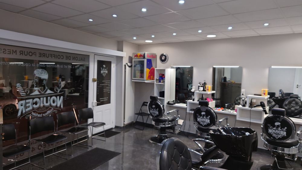 Poste de coiffure NOUICER